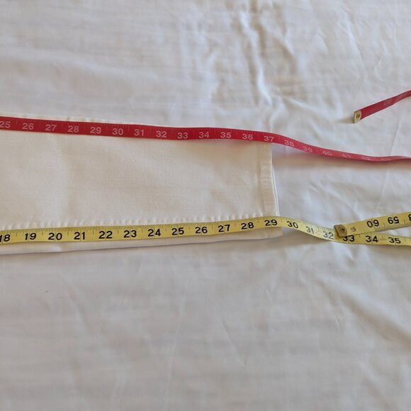 Two by Vince Camuto Cream Colored Size 26/2 Skinny Jeans - Picture 7 of 14